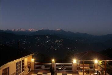 Ghonday Village Resort