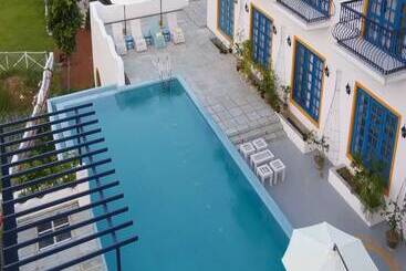 ホテル Ananda Resorts