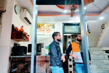 فندق Marwari Guest House By Wb Inn