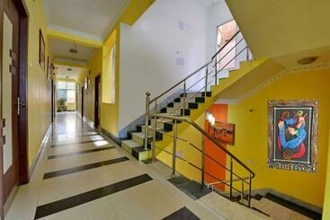 فندق Meera Palace