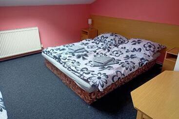 ペンション Neznašovy Restaurant Penzion