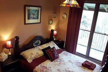 مبيت وإفطار Rustic Refuge Guesthouse
