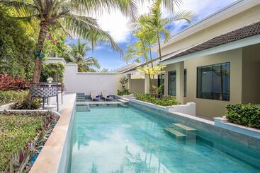 هتل Craft Resort & Villas, Phuket Town