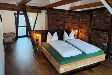 Traditions   Hotel Zur Tanne