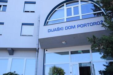 Dijaški Dom Portorož, Hostel