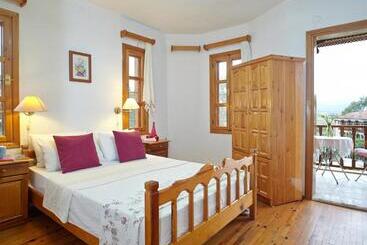 هتل آپارتمان Villa Vali