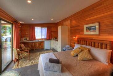 مبيت وإفطار Hanlon Guest House