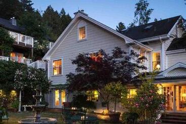 민박 Inn At Occidental