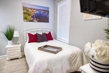 تختخواب و صبحانه Inn On Main Annapolis