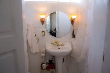 تختخواب و صبحانه Maison Lavigne