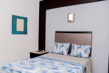 Отель El Mayo Inn