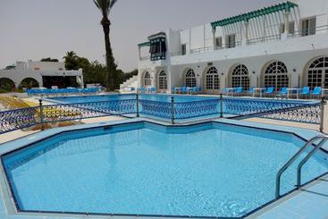 ホテル Hôtel Garden Beach Monastir