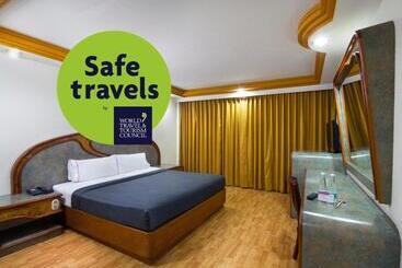 Отель Mx Congreso