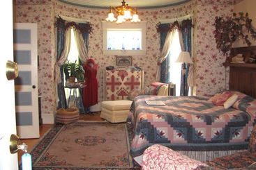 호텔 The Blue Belle Inn Bed And Breakfast