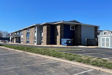 فندق Valley Inn Shakopee