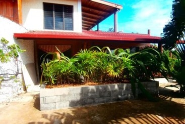 آپارتمانهای توریستها Korovesi Sunshine Villas