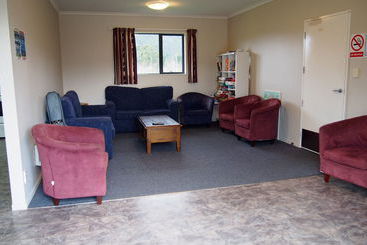 Linkwater Motel And Backpackers