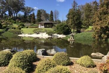 مُتل Cowra Motor Inn