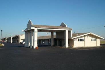 فندق على الطريق Regency Inn Perrysburg