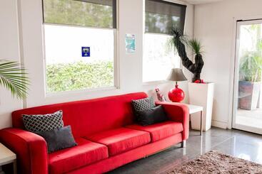 مُتل Route 66 Motor Inn