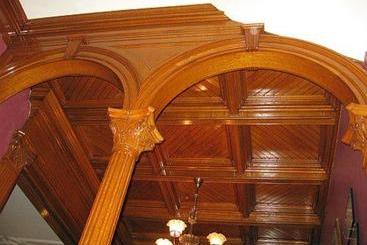 Olde Judge Mansion B&b