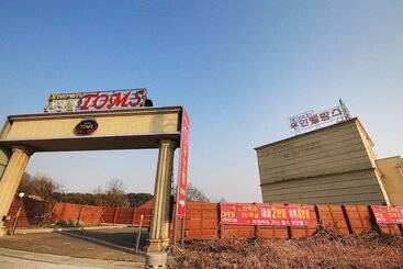Gimje Toms Drive In Self Check In Motel