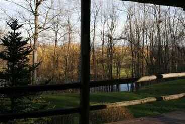مبيت وإفطار Chalet Of Canandaigua
