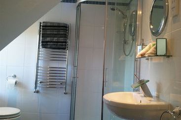 Douglashall Bed And Breakfast