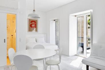 Hello Lisbon Castelo Apartments