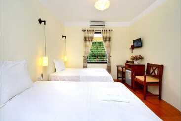 خانه Hop Y Homestay