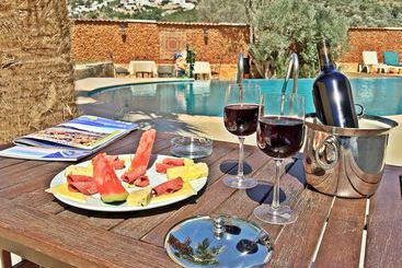 هتل Bodrum Oscar