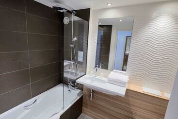 هتل Campanile Bordeaux Ouest Merignac Aeroport