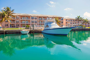 Island Palm Marina Villas