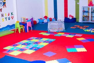 فندق Best Western Jangwani Sea Breeze Resort