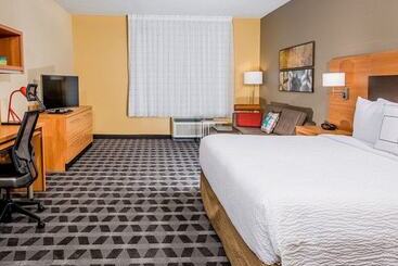 فندق Towneplace Suites By Marriott Florence