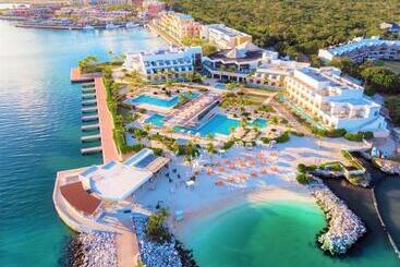 リゾートホテル Trs Cap Cana Waterfront & Marina Hotel - Adults Only - All Inclusive