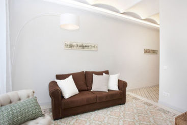 Two Sisters Apartments