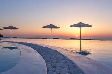 Amber Light Villas Santorini