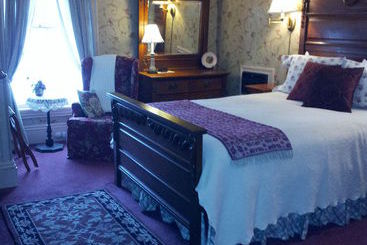 مبيت وإفطار 1868 Crosby House