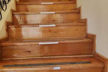 مسافرخانه Serra Nova