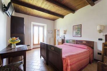 ホテル Agriturismo Ca'de'gatti