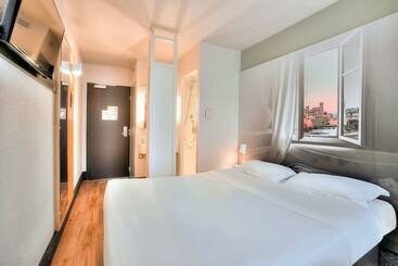 B&b Hotel Antibes Sophia Antipolis
