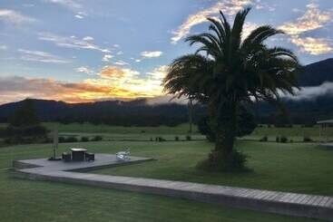 בית מלון כפרי Franz Josef Oasis