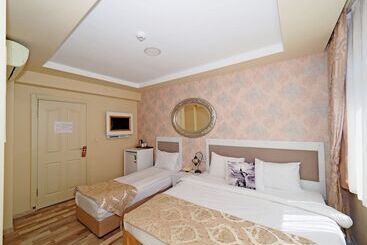 Nagehan Hotel Old City