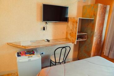 Отель Pousada Do Anhangava