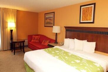 فندق Quality Inn & Suites Fort Collins