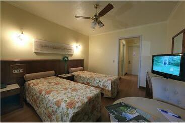 Serrazul Hotel Distributed By Intercity