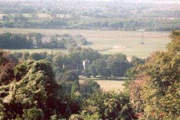 בית מלון כפרי The Black Horse Inn