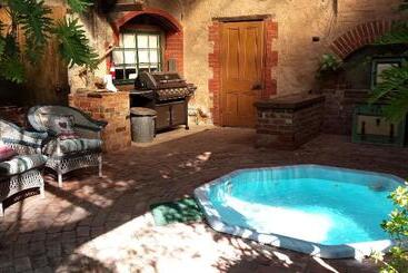 Eagle Foundry Bed & Breakfast