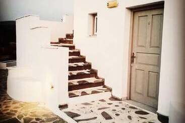 Жильё для туристов Helios Beach Studios